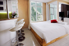 Handy Holiday Beach Apartment