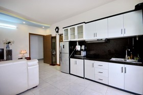Handy Holiday Beach Apartment