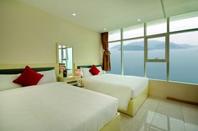 Handy Holiday Beach Apartment
