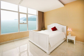 Handy Holiday Beach Apartment