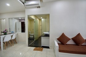 Handy Holiday Beach Apartment