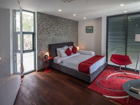 Hapier Villa