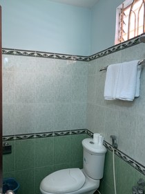 Hong Ngoc Hotel by OYO Rooms