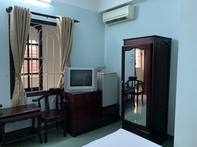 Hong Ngoc Hotel by OYO Rooms