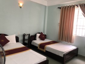 Hong Ngoc Hotel by OYO Rooms
