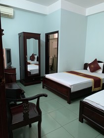Hong Ngoc Hotel by OYO Rooms