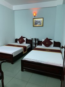 Hong Ngoc Hotel by OYO Rooms