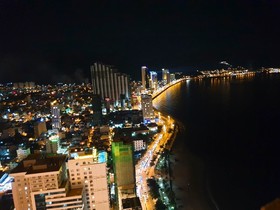 HQH Sea View Apartment