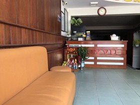 Huy Vu Motel by OYO Rooms