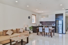 Ibeach Oceanview Luxury Apartment