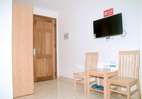 Italy Hotel By Oyo Room