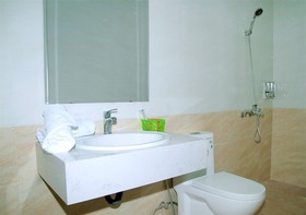 Italy Hotel By Oyo Room