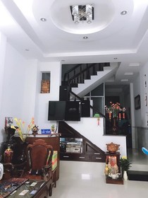 Khanh Huyen Motel by OYO Rooms