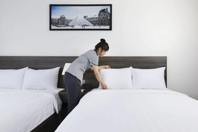 La Casa Hotel