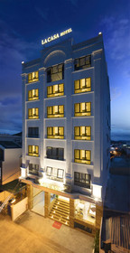 La Casa Hotel