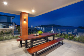 Lahome Retreats Villa Des Arts