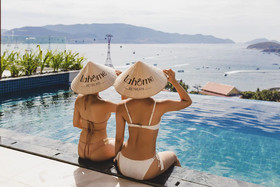 Lahome Retreats Villa Des Arts