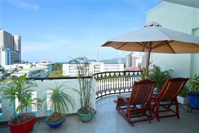 La Suisse Hotel