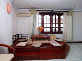 La Suisse Hotel