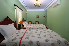 La Suisse Hotel