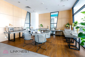 LinkNest Sea View Apartment