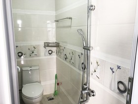 Livin' Hub Hostel & Apartment