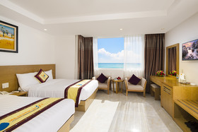 Majestic Star Hotel