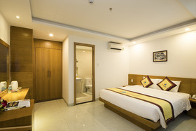 Majestic Star Hotel