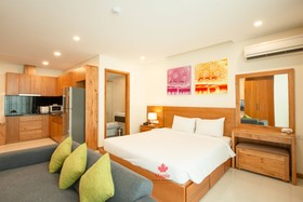 Maple Hotel & Apartment