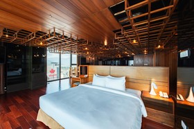 Maple Hotel & Apartment