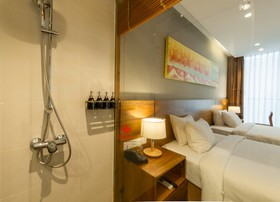Maple Hotel & Apartment