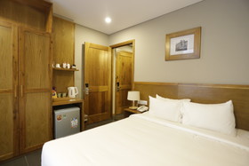 Maple Hotel & Apartment