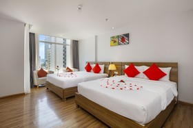 Maple Leaf Hotel & Apartment