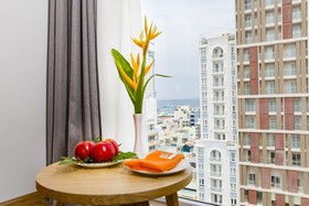 Maple Leaf Hotel & Apartment