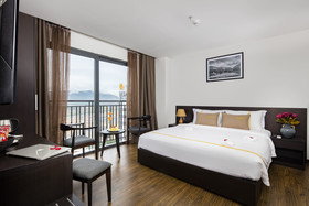 Meriton Hotel