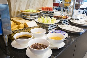 Meriton Hotel