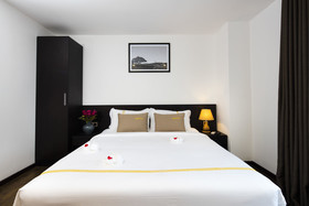Meriton Hotel