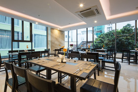 Meriton Hotel