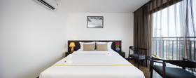 Meriton Hotel