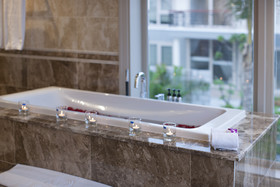 MerPerle Hon Tam Resort