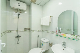 Quoc Vinh Hotel & Apartment