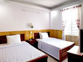 New Day Hotel