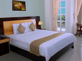 Ngoc Thach Hotel by RedDoorz