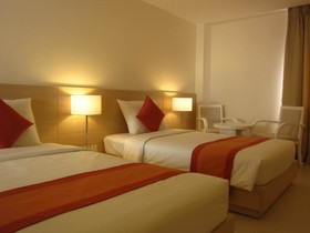 Nhi Phi Hotel