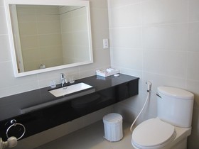 Nhi Phi Hotel