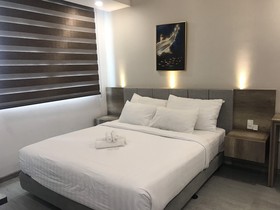 P&L Apartment