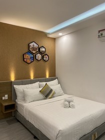 P&L Apartment