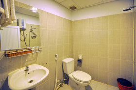 Pansy Hotel by OYO Rooms