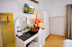 Pansy Hotel by OYO Rooms