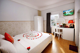 Pansy Hotel by OYO Rooms
